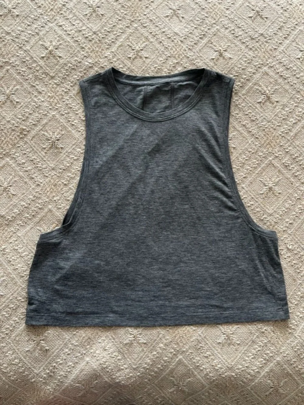 Lululemon All Tied Up Tank Cropped Size 4 Grey Muscle Tank Workout Top - Picture 1 of 3